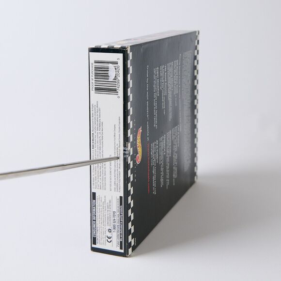 Hot Wheels 1998 Special Edition Racing Series II Toys R Us 50 Years SEALED 8 car - Picture 7 of 8